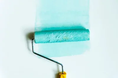 Peinture intérieure à Aspres-sur-Buëch — murs, plafonds et boiseries